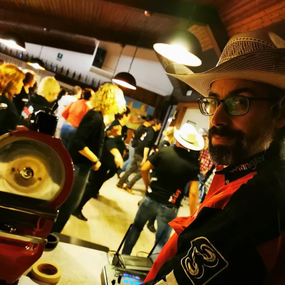 Sono Fabio, ma per tutti sono Dj West